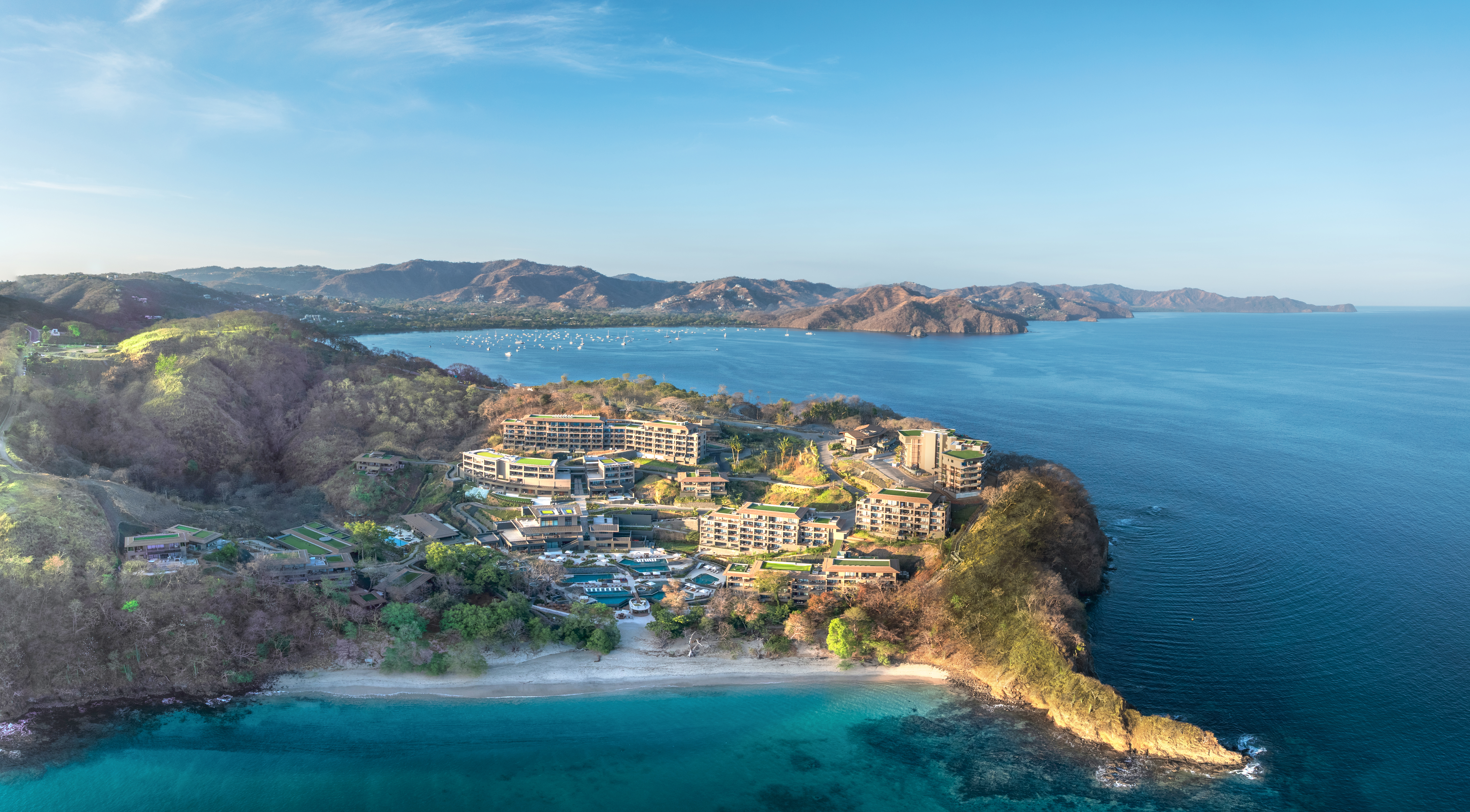 Tropisches Luxus-Hideaway: Das Waldorf Astoria Costa Rica Punta Cacique hat eröffnet